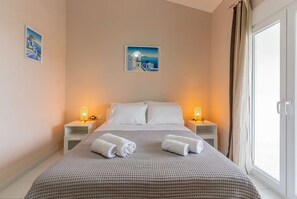 3 sovrum, skrivbord, strykjärn/strykbräda och wi-fi