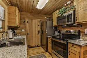 Fridge, microwave, oven, stovetop - Bear Necessities | Ellijay, GA (Ellijay)