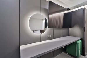 Relaxing | Desk, free WiFi - Doan Stay Hotel (Ulsan)