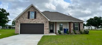 Morden NEW Home in Heart of Lafayette 