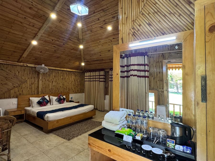 Phòng truyền thống | Quang cảnh từ phòng