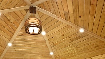 Traditional Room | Free WiFi
