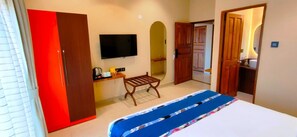 Luxury Suite | Premium bedding, in-room safe, free WiFi, bed sheets