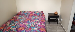 2 bedrooms, desk, iron/ironing board, WiFi