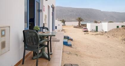 Vacation Home 'Apartamento Callao, La Graciosa' with Sea View and Wi-Fi