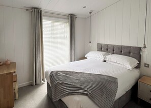 3 bedrooms - Retreat Lodge (3 Bed) (Pooley Bridge, Ullswater)