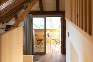 Interior - Apartment 'Ansitz Layshof  Weyer' with Mountain View, Shared Garden and Wi-Fi (Merano)