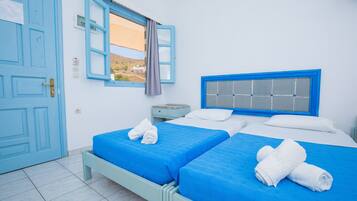 1 habitación, tabla de planchar con plancha, wifi gratis y ropa de cama