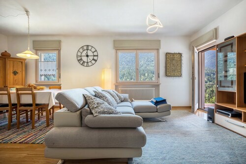 Apartment 'Villa Vittoria' with Mountain View, Balcony and Wi-Fi