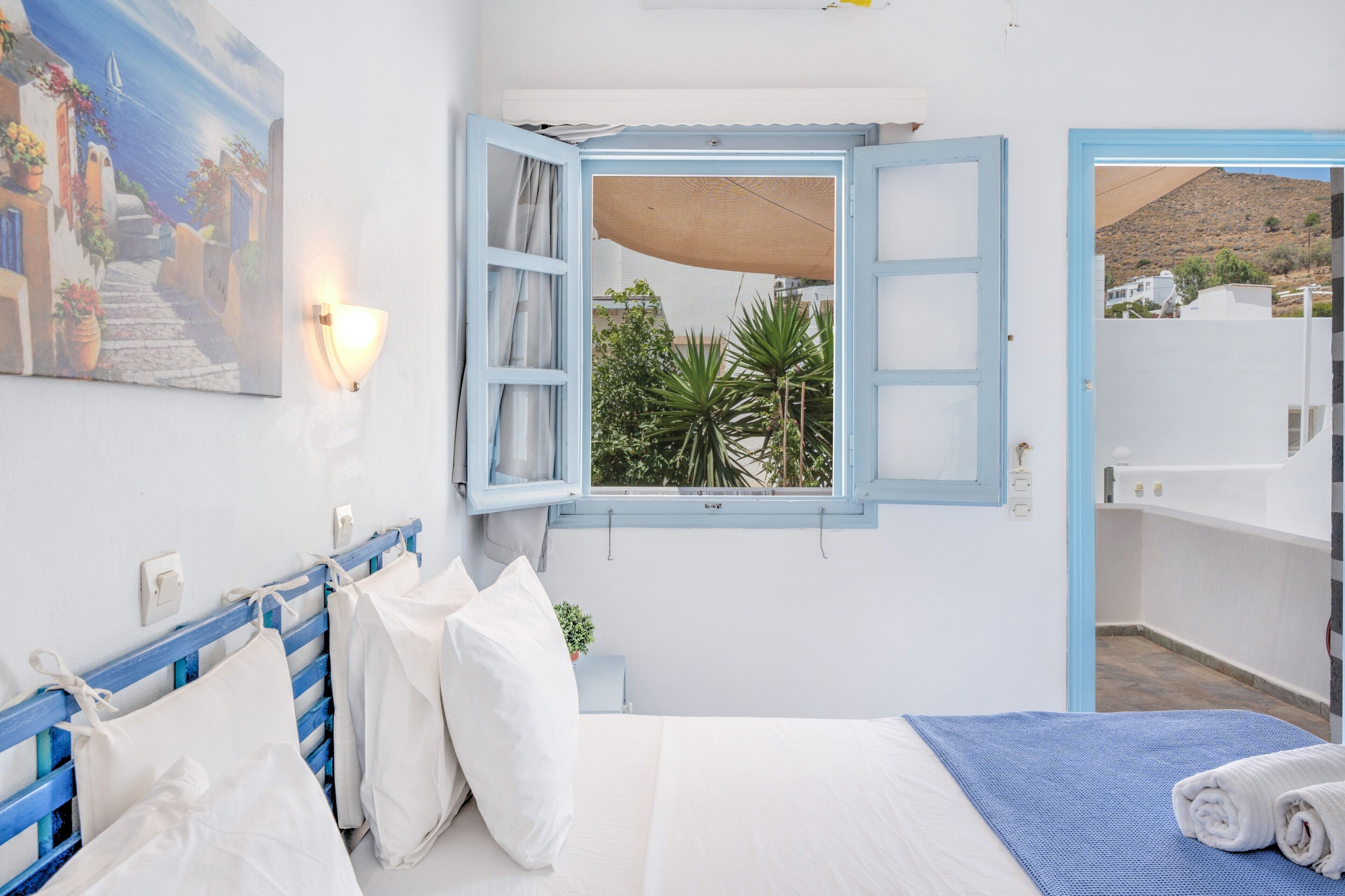 1 chambre, fer et planche à repasser, Wi-Fi gratuit, draps fournis