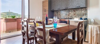 Maison de vacances "Il Risveglio" avec vue sur les montagnes, terrasse privée et Wi-Fi