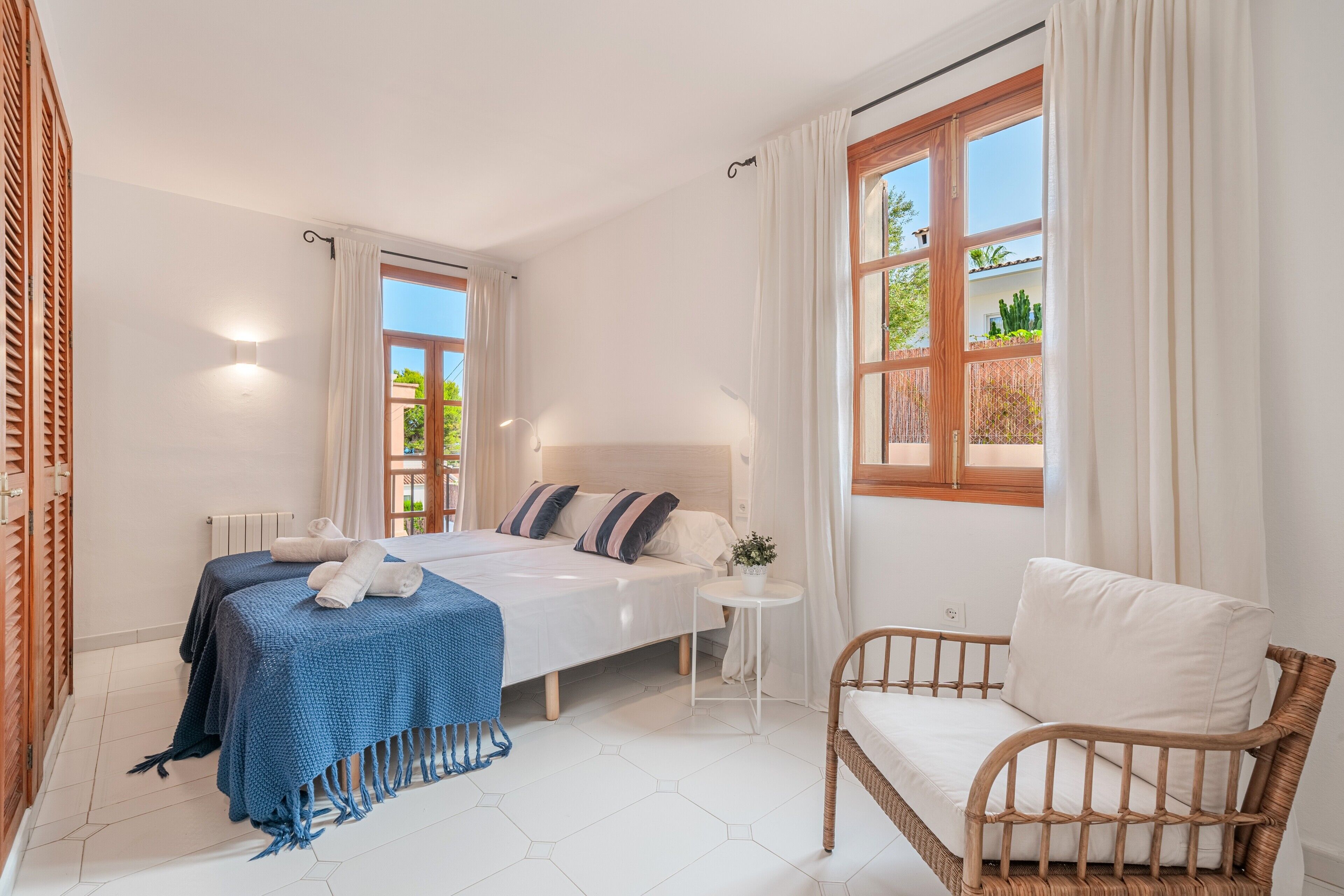 6 Schlafzimmer, Bügeleisen/Bügelbrett, kostenloses WLAN, Bettwäsche