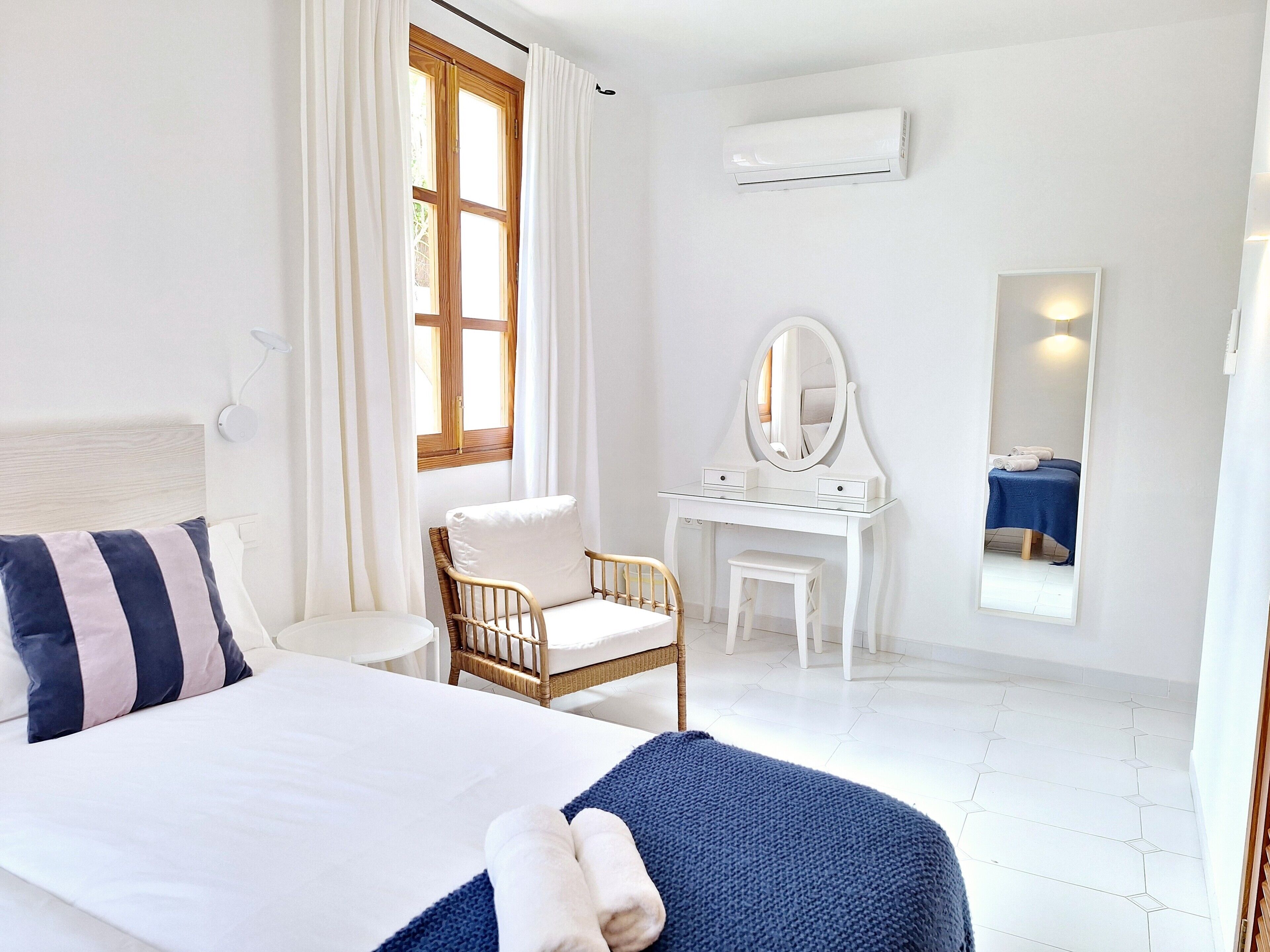 6 dormitorios, tabla de planchar con plancha, wifi gratis y ropa de cama