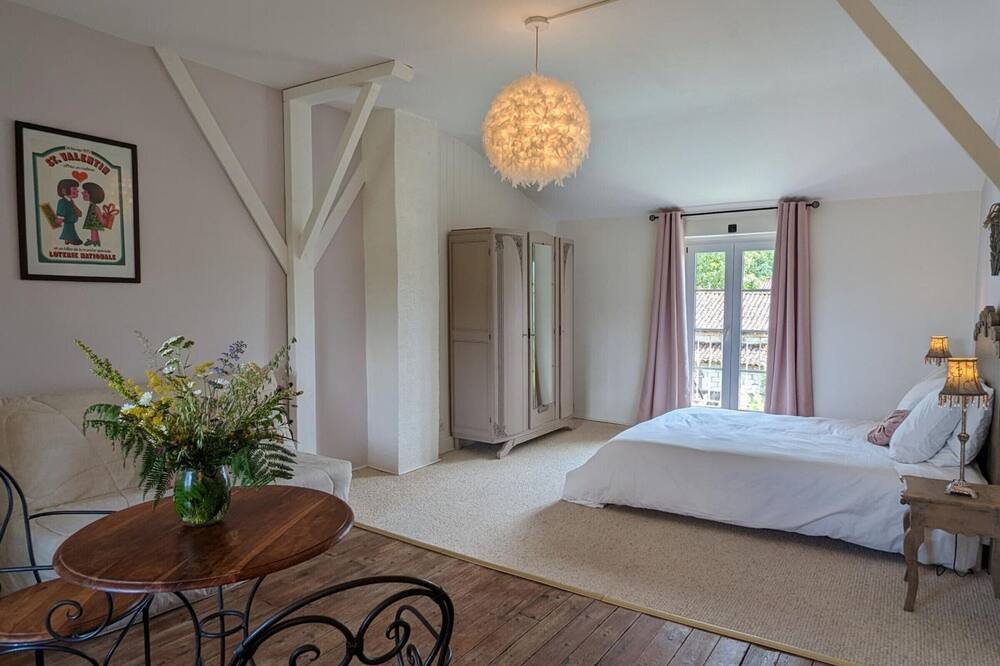 Gite Chadurie, 1 bedroom, 2 persons