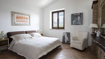 6 chambres, Wi-Fi, draps fournis