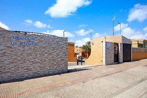 Exterior - Vacation Home 'Little Dunes' with Shared Pool, Terrace & Wi-Fi (Corralejo)