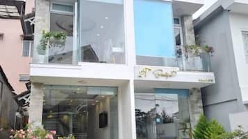 Basic Double Room | Blackout drapes, free WiFi