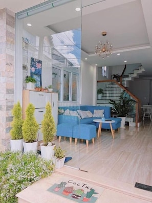 Front of property - Thuan Phat Motel (Da Lat)