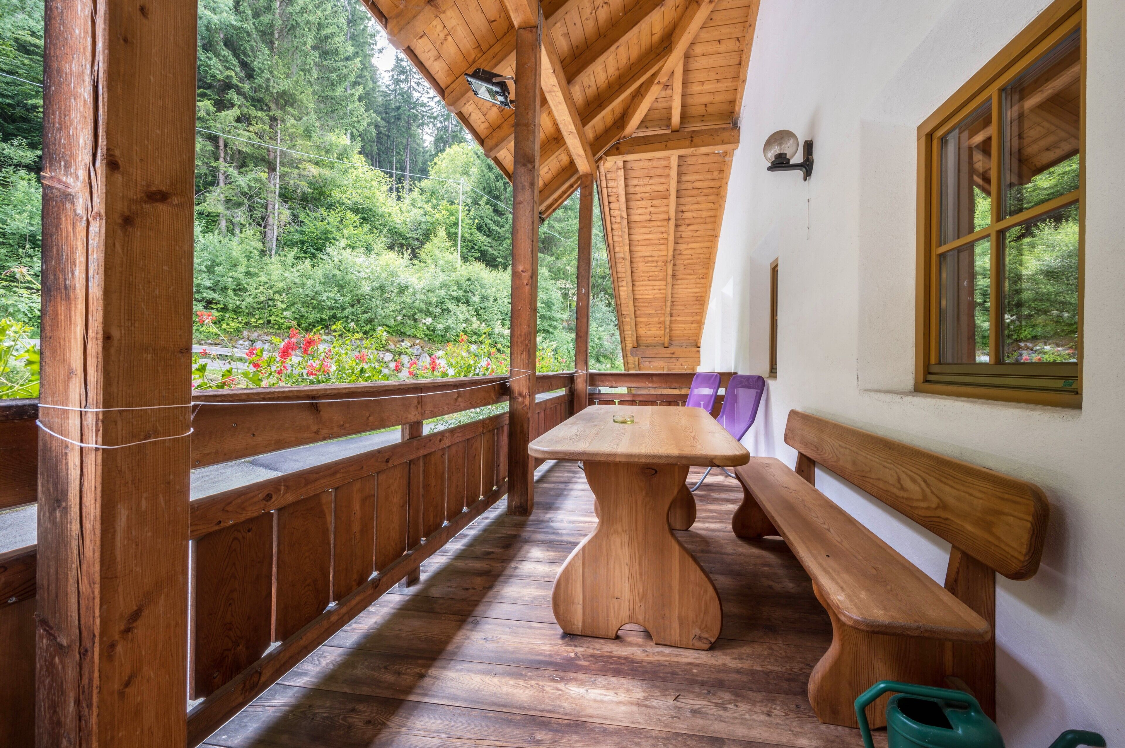 屋外ダイニングエリア