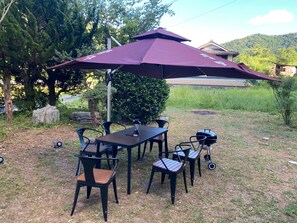 Outdoor dining - An old private house for rent surrounded by rich n / Nantan Kyōto (Nantan)