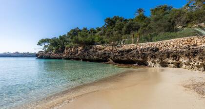 Apartment 'Apartamento Bon Aire N4' with Shared Pool, Wi-Fi and Air Conditioning