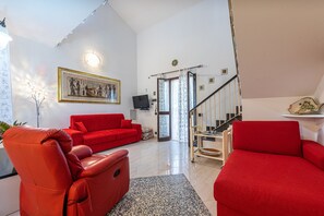 TV - Villa "Azzurra" with Sea View, Private Terrace & A/C (Mazzaforno)