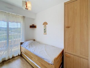 1 bedroom