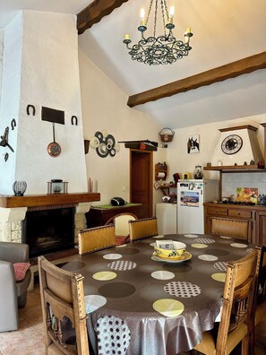 تناول الطعام