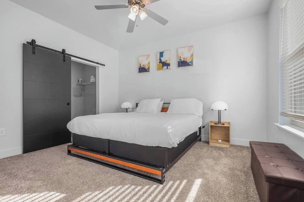 Apartment, 1 Bedroom | 1 bilik tidur, seterika/papan seterika, Wi-fi percuma, cadar katil