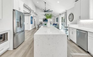 Fridge, microwave, oven, stovetop - Luxury By The Sea Located in Seagrove Beach, Pool, Sleeps 14! (Santa Rosa Beach)