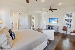 4 chambres, fer et planche à repasser, Wi-Fi gratuit, draps fournis