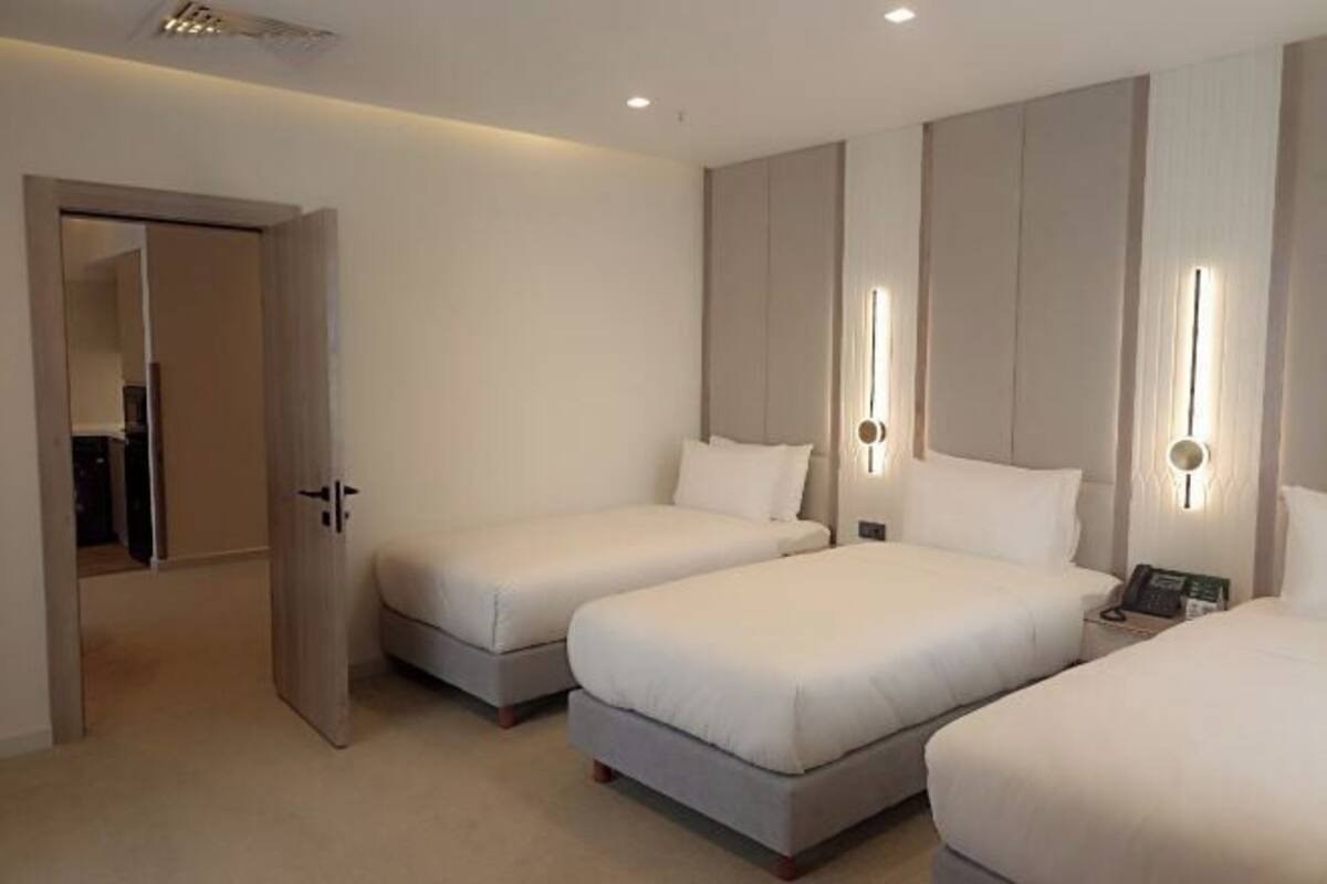 1 bedroom, Select Comfort beds, minibar, in-room safe