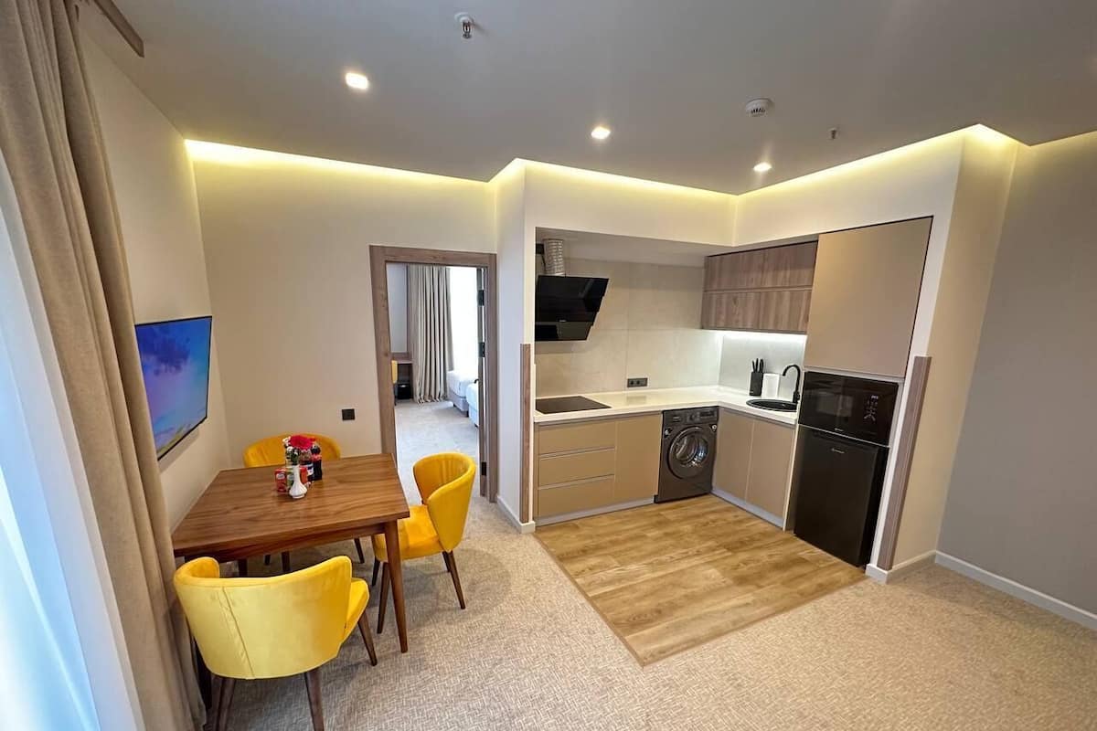Appartement Confort | Cuisine privée | Cafetière/bouilloire, bouilloire électrique, îlots de cuisine