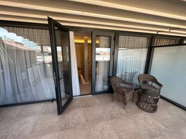 Superior Double Room, Smoking | Terrace/patio