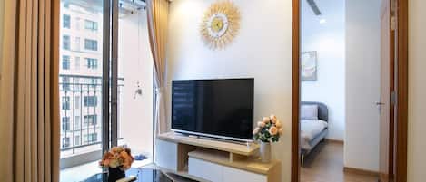 16-inch Smart TV with cable channels, TV