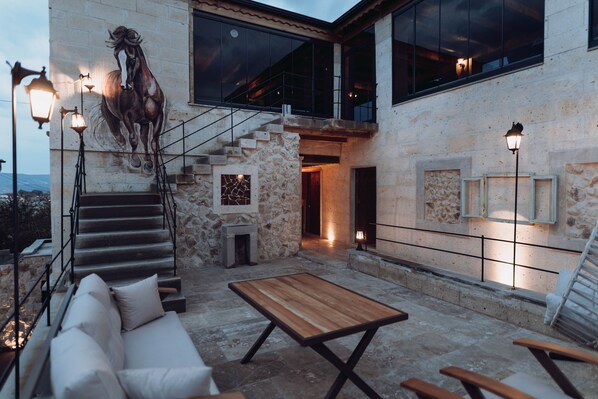 Terrace/patio - Akritis Stone House (Ürgüp)