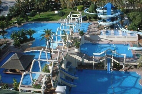 Spectacular. Facing the sea. 5 pools. 2 terraces.