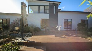 Terrace/patio - Kookarrunga - resort style family home (Porepunkah)
