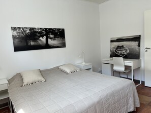 3 bedrooms, desk, iron/ironing board, free WiFi - Your home in Old Viken (Skåne län)