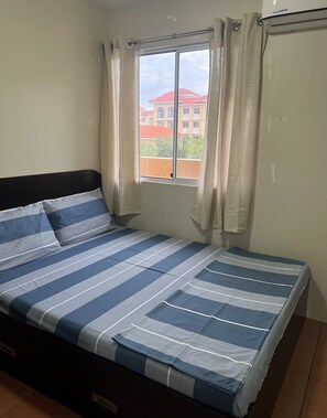 2 Schlafzimmer, Bügeleisen/Bügelbrett, kostenloses WLAN, Bettwäsche