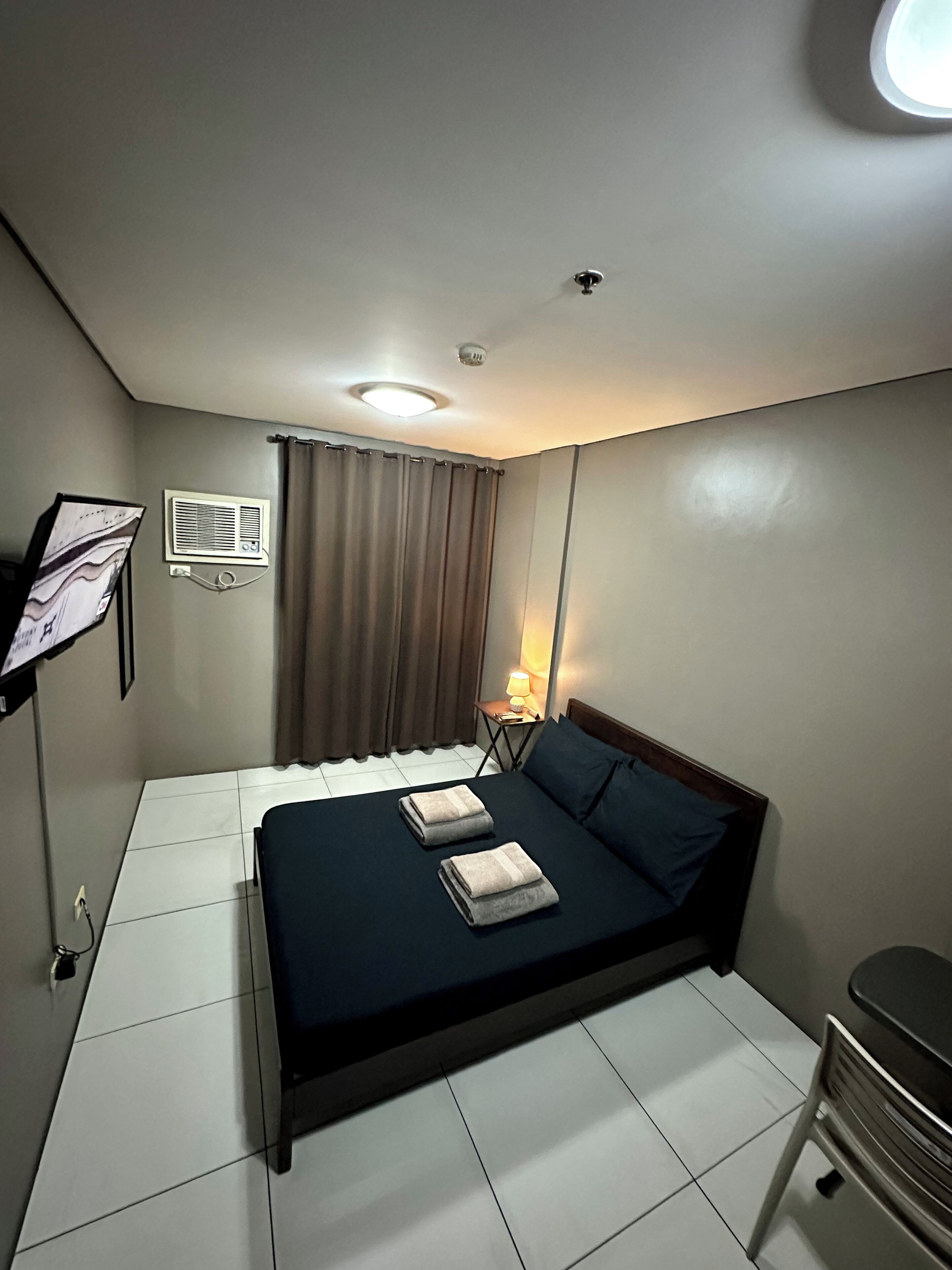 Foto - Inn De Avenida, Makati