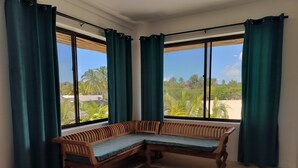 In-room dining - Sand Beach Palm Residence (Bwejuu)
