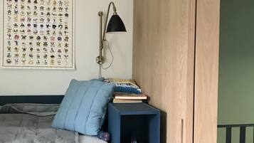 3 bedrooms, iron/ironing board, WiFi