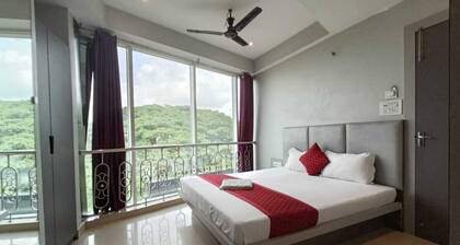 Hotel Divine View