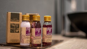 Dobbeltrom – deluxe, 1 kingsize-seng, kjøleskap, 1. etasje | Italienske Frette-laken, sengetøy av topp kvalitet og dundyner