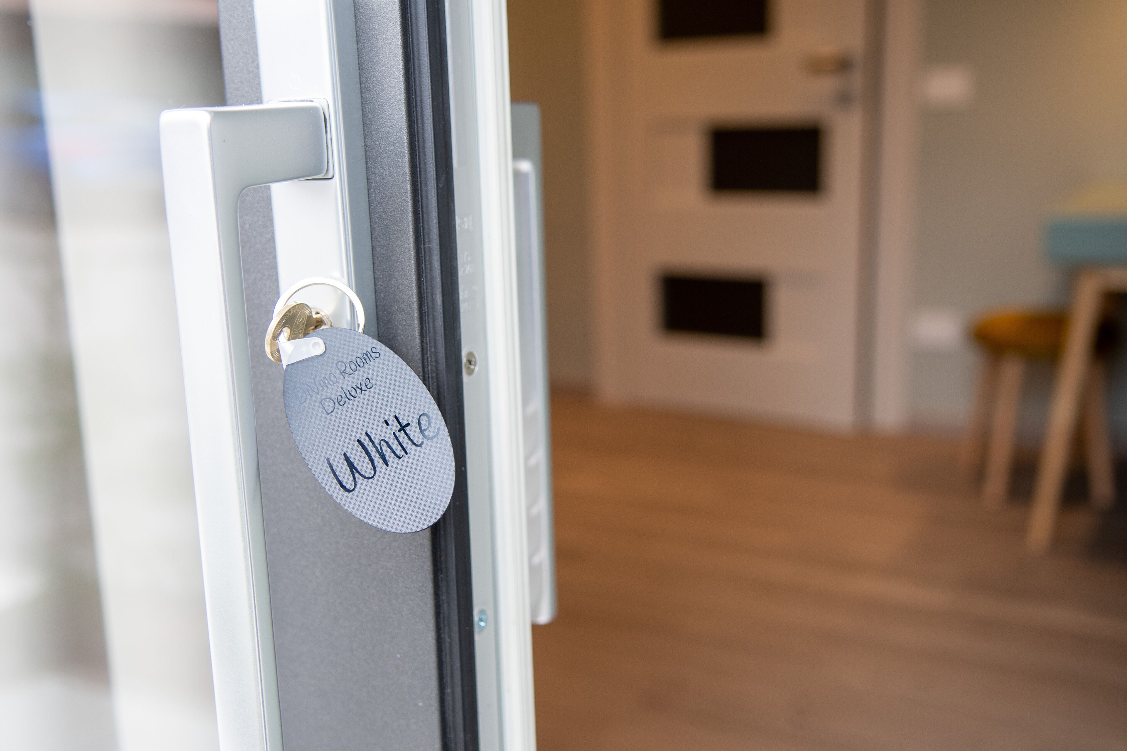 Deluxe-Doppelzimmer, 1 King-Bett, Kühlschrank, Erdgeschoss