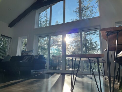 Cottage / Lake House - New - Beautiful views - Clean and comfortable 