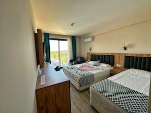 Economy Double Room | Desk, laptop workspace, blackout curtains, soundproofing - Kaya Garden Side (Manavgat)