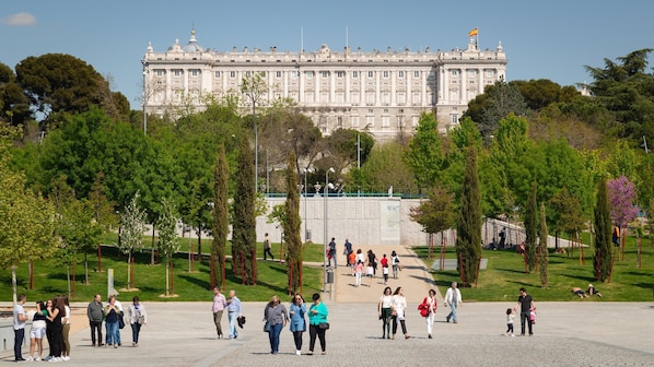 Exterior - Hostel Acacias (Madrid)