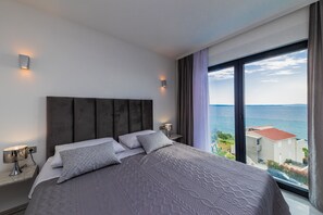 9 dormitorios, tabla de planchar con plancha, wifi gratis y ropa de cama